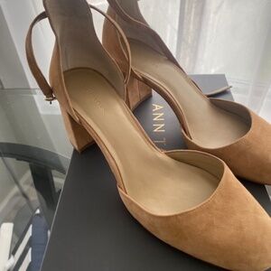 Suede Round Toe Pump